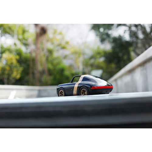 Playforever Speelgoedauto Luft Crow Zwart – Little Wannahaves