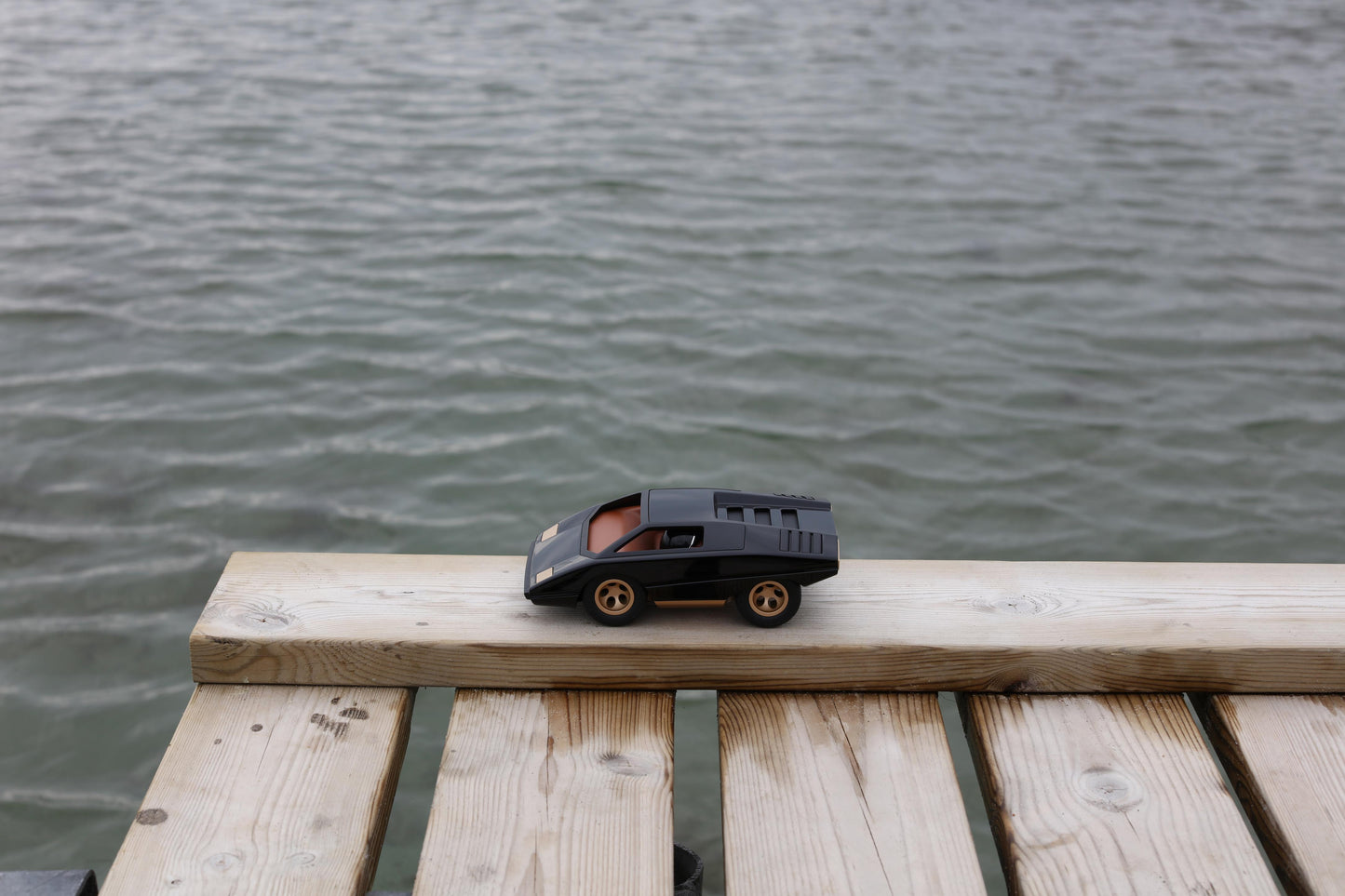 Playforever Speelgoedauto UFO Cannone Zwart