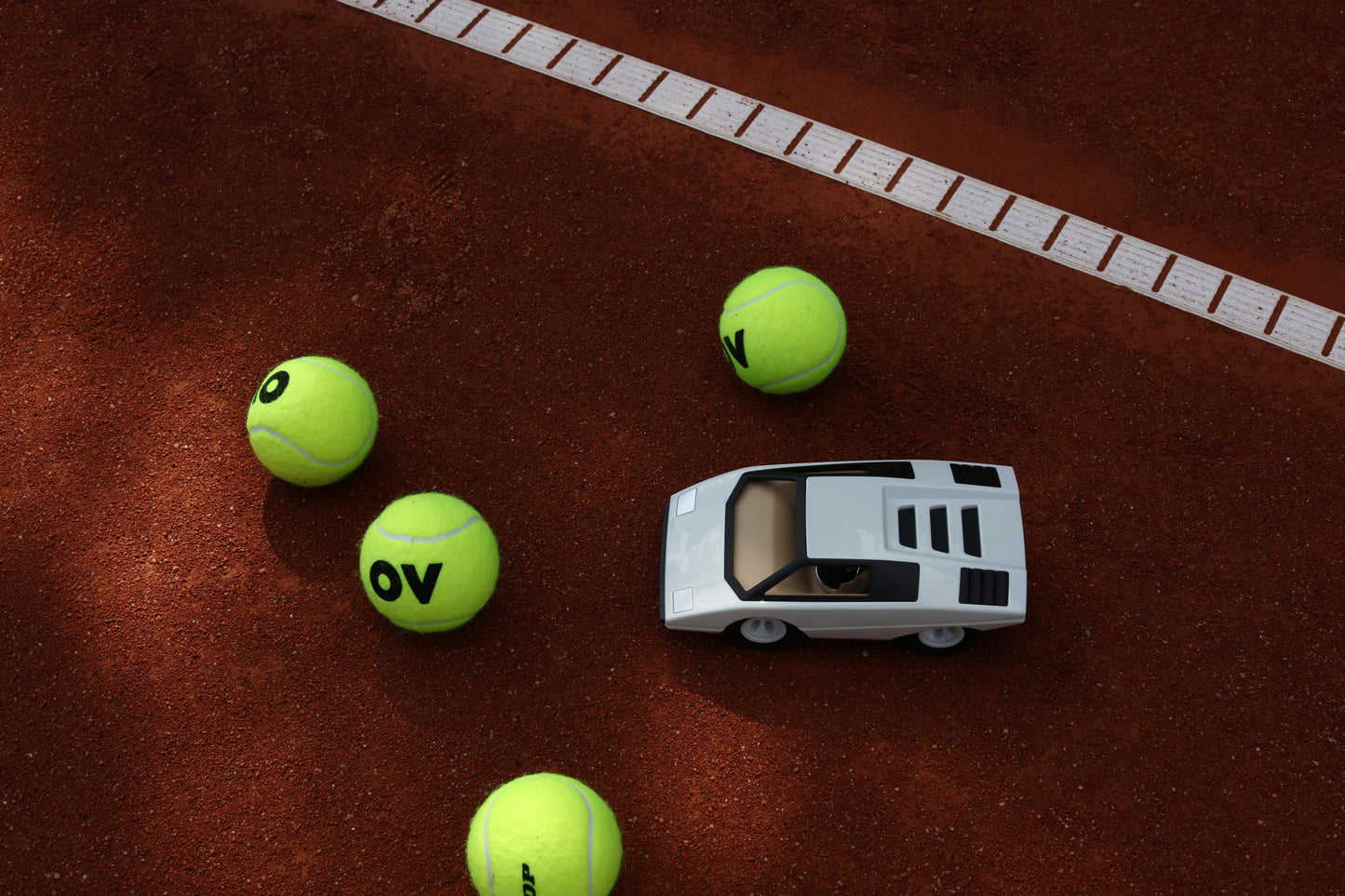 Playforever Speelgoedauto UFO Colomba Wit