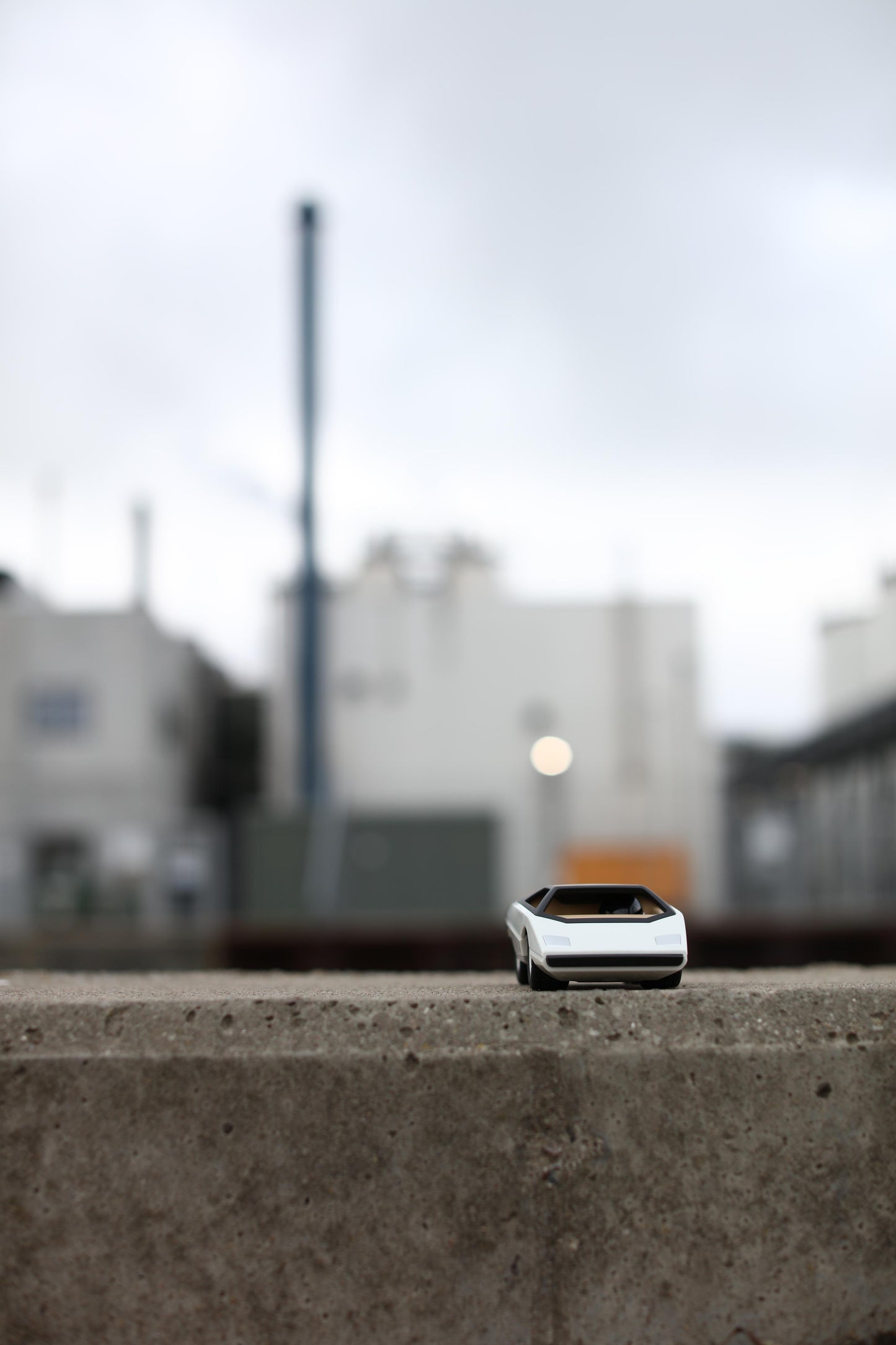 Playforever Speelgoedauto UFO Colomba Wit