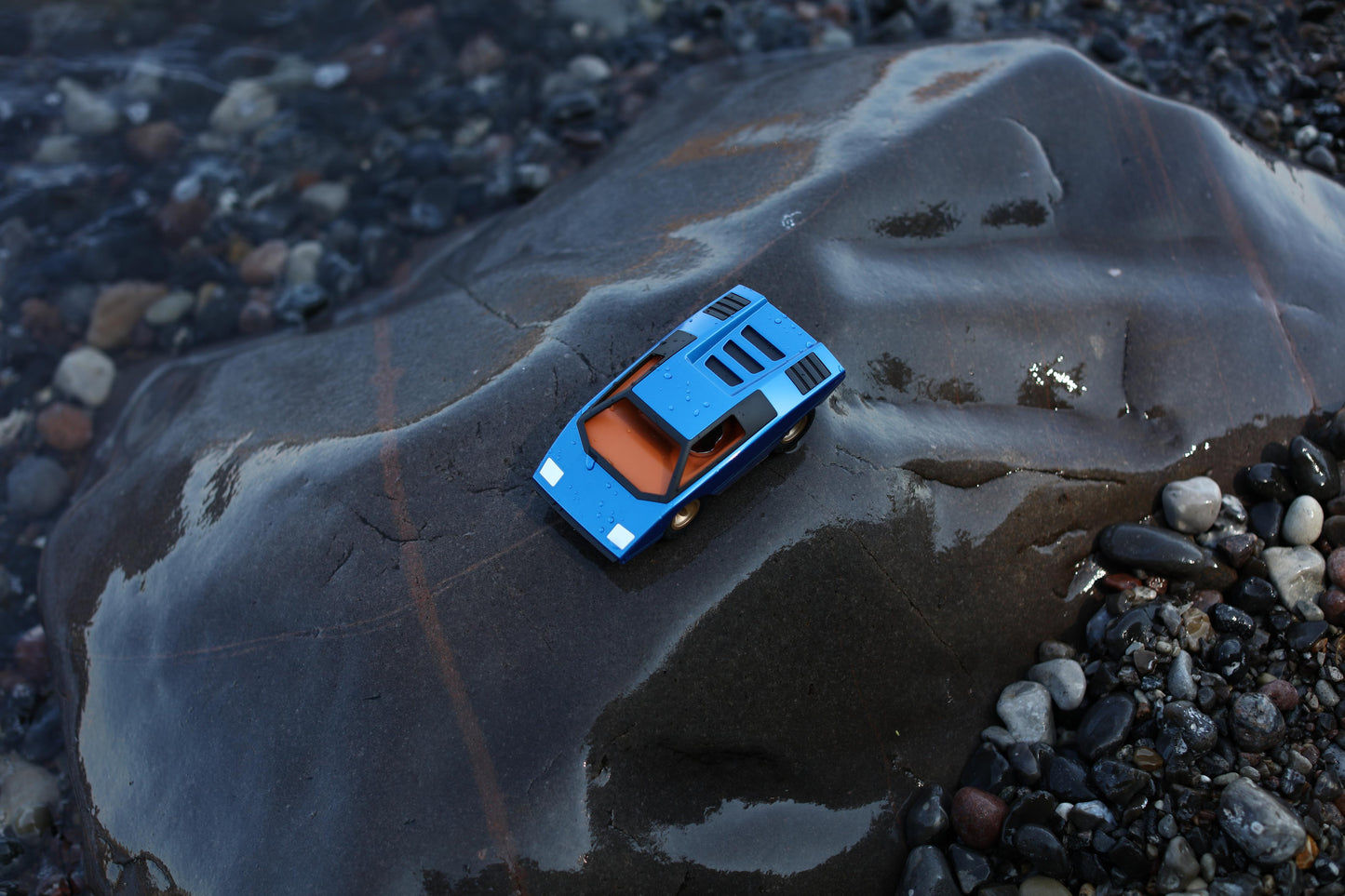 Playforever Speelgoedauto UFO Leonessa Blauw